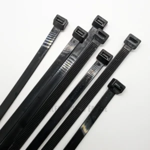 Collier de serrage nylon noir 550x12,7mm