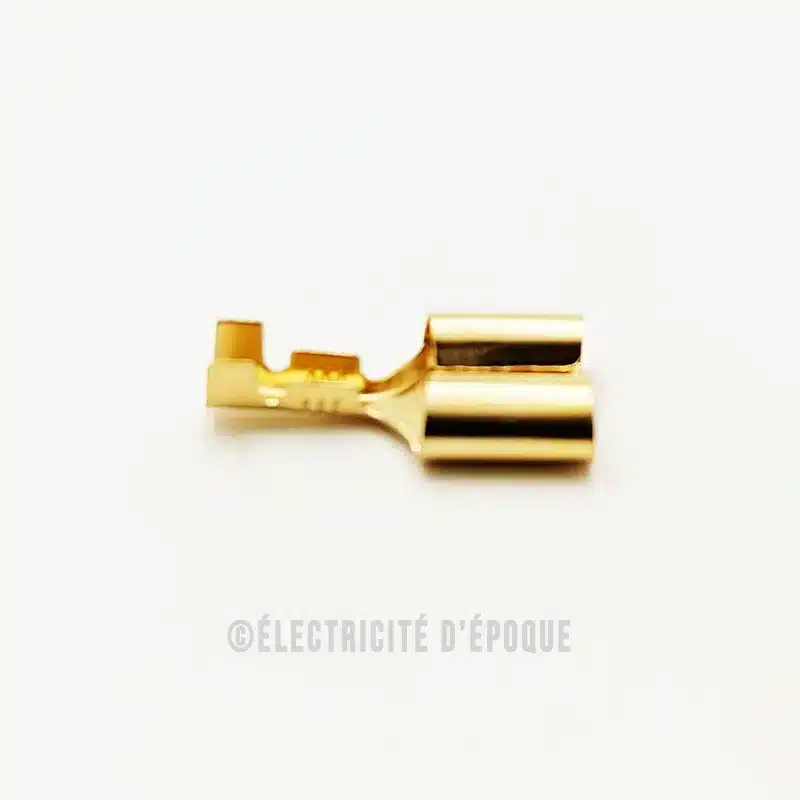 Connecteur double cosses rondes jap 4mm